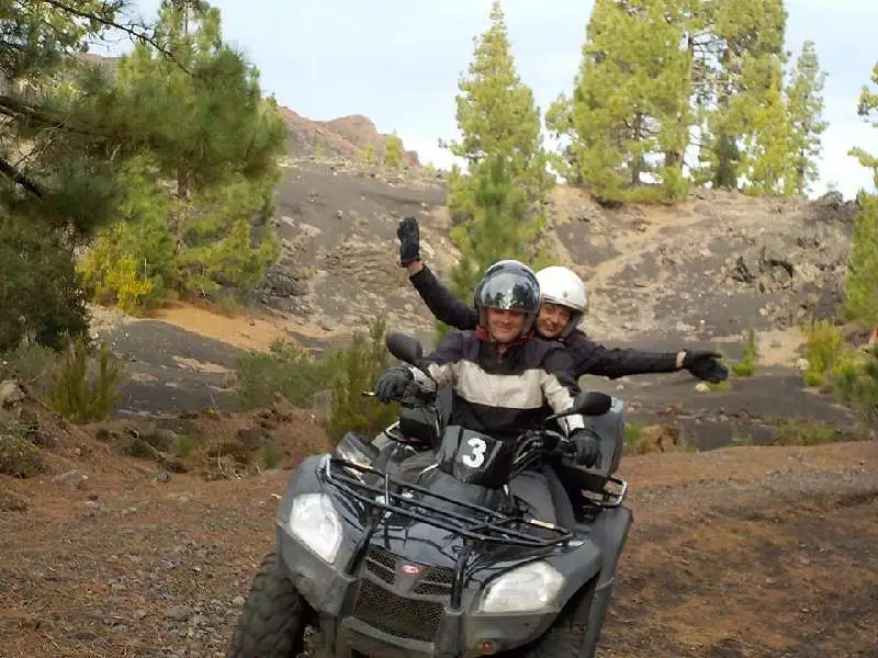 Quad Gigantes