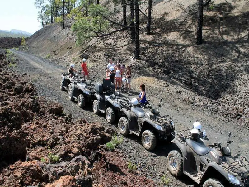 Quad Gigantes