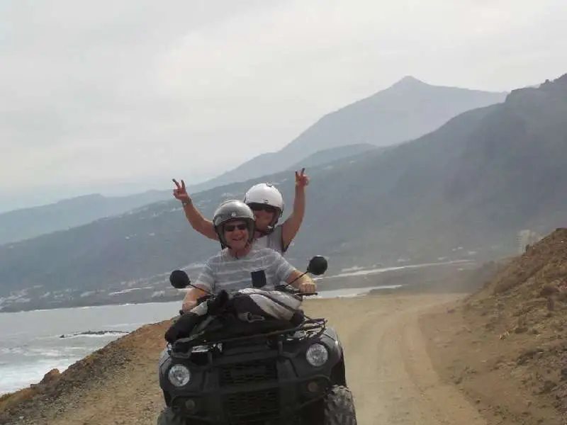 Quad Gigantes