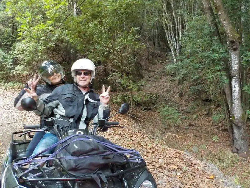 Quad Gigantes