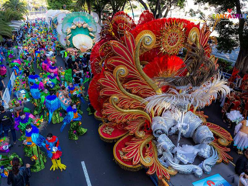 Большой парад карнавала